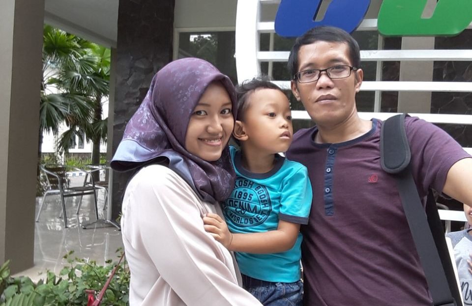 blogger sukses kang ricky dan keluarga